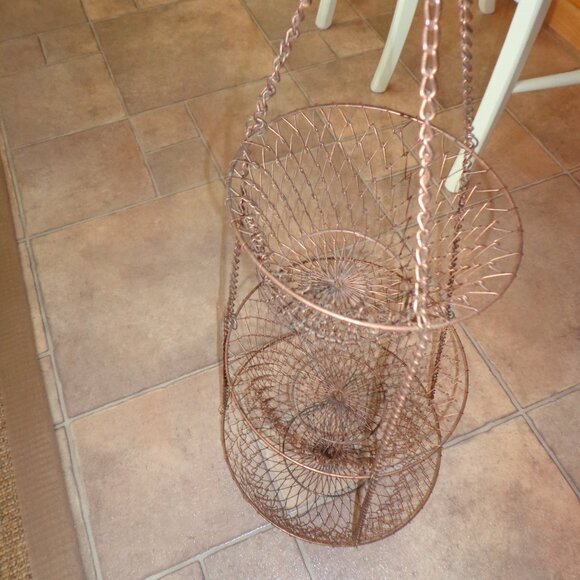 Vintage Wire 3-Tier Hanging Baskets Hook - Picture 7 of 10